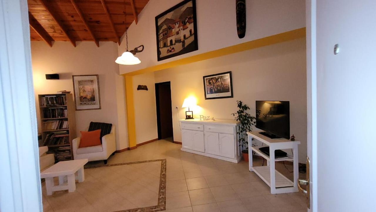 Ferienwohnung El Patio Del Aromo Puerto Madryn Exterior foto
