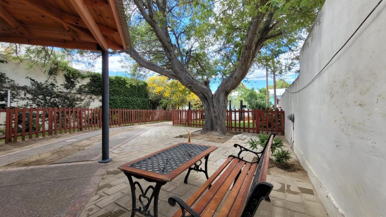 Ferienwohnung El Patio Del Aromo Puerto Madryn Exterior foto